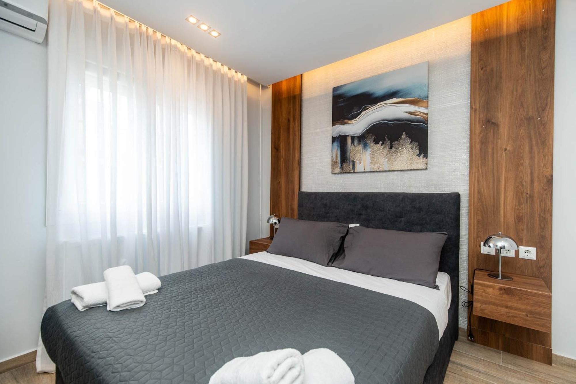 Urban Jungle Apartment เทสซาโลนิกิ ภายนอก รูปภาพ