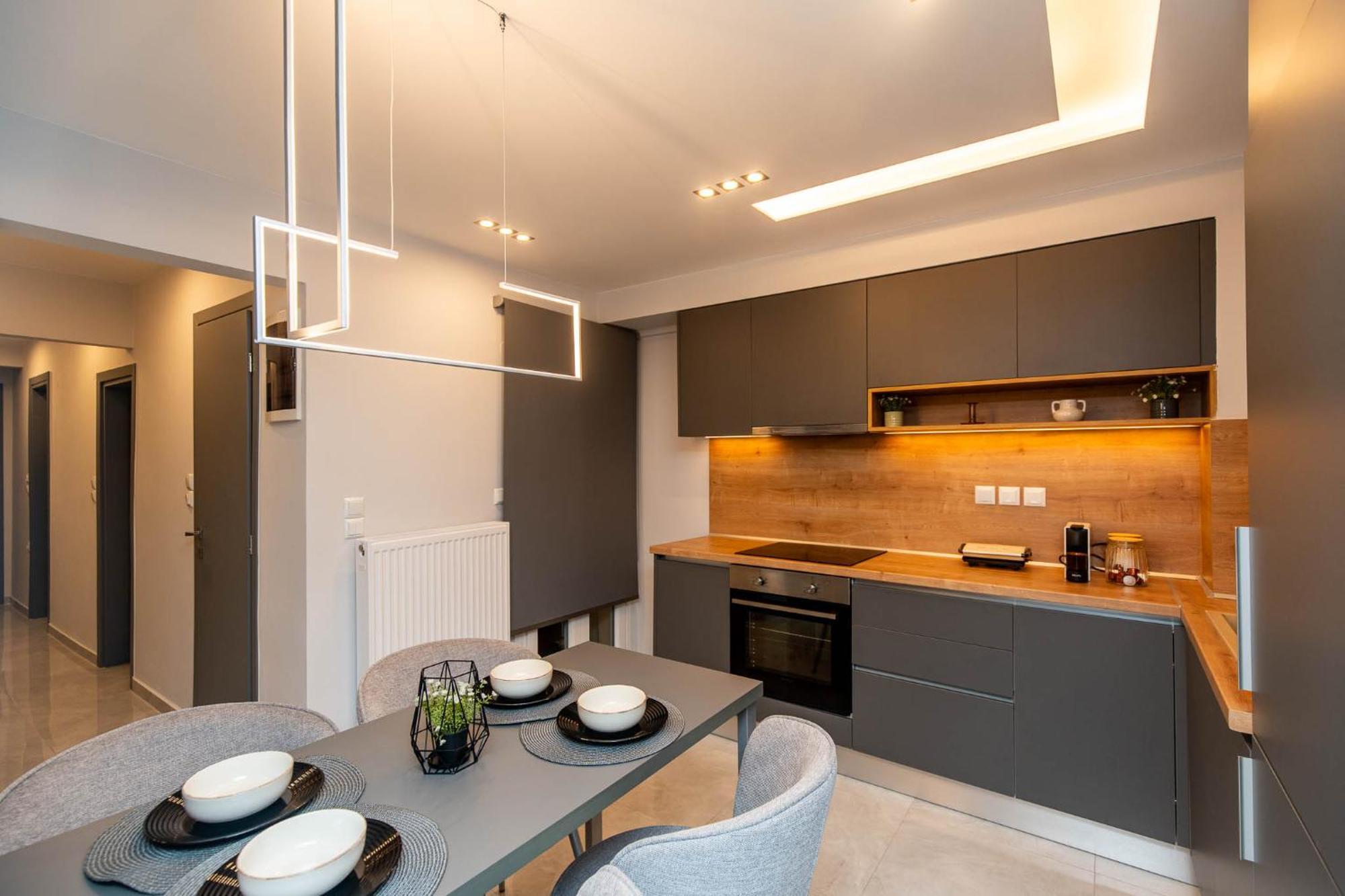 Urban Jungle Apartment เทสซาโลนิกิ ภายนอก รูปภาพ