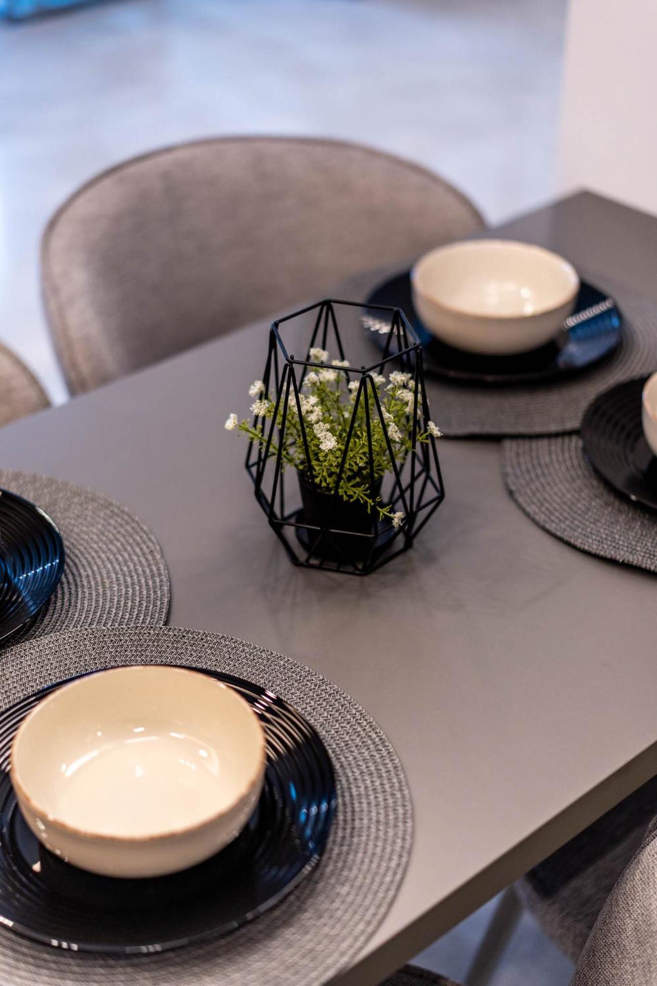 Urban Jungle Apartment เทสซาโลนิกิ ภายนอก รูปภาพ